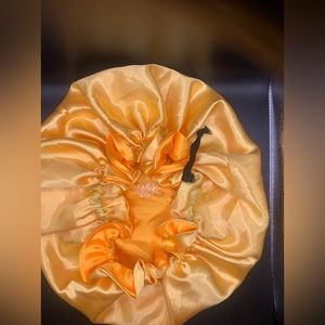 Handmade bonnet